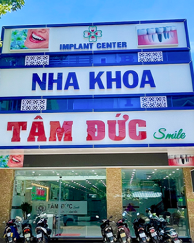 LÀM RĂNG SỨ Ở ĐÂU TỐT TẠI QUY NHƠN - NHA KHOA TÂM ĐỨC SMILE CÔNG NGHỆ HIỆN ĐẠI