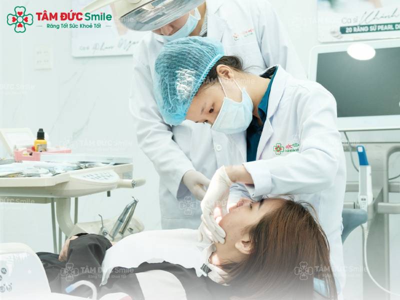 chảy máu răng sâu có nguy hiểm không