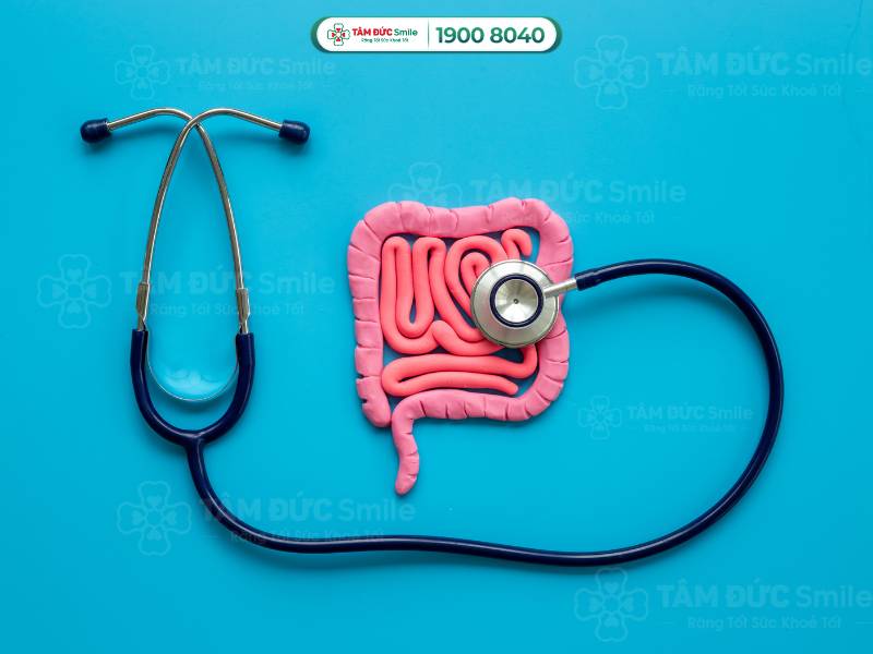 1 nụ cười bằng 10 thang thuốc bổ