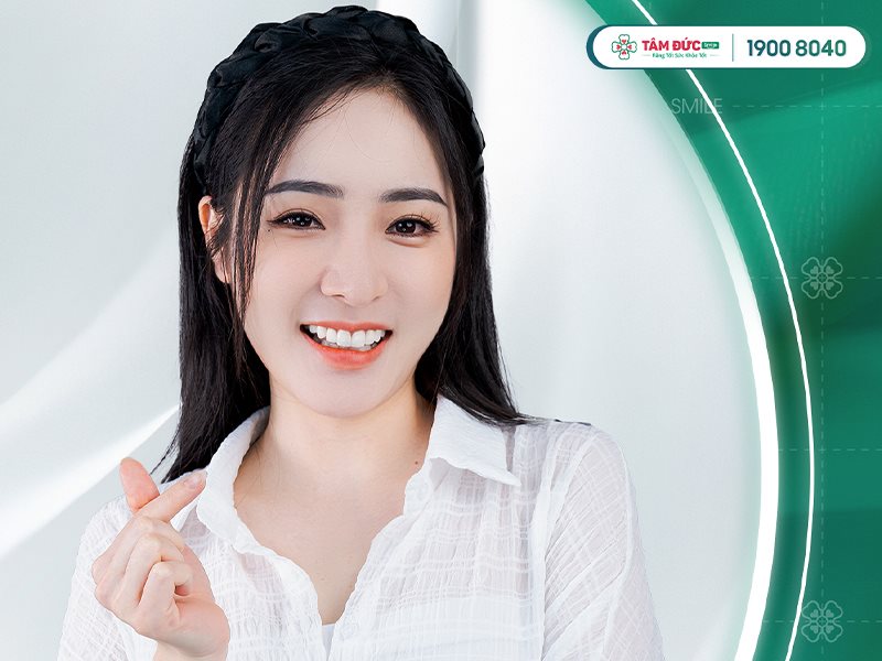 mặt dán sứ veneer đẹp rạng ngời